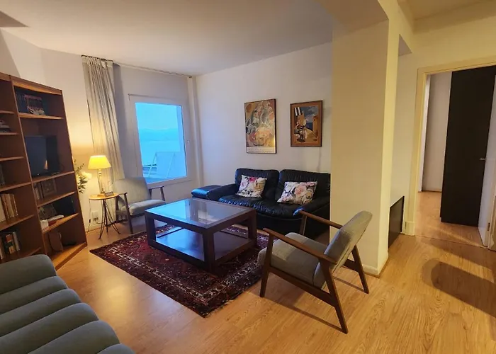 Mirando Al Mar Santander